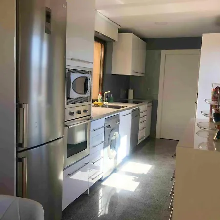 דירה With 4 Bedrooms In With Wonderful City View And Wifi סלאמנקה