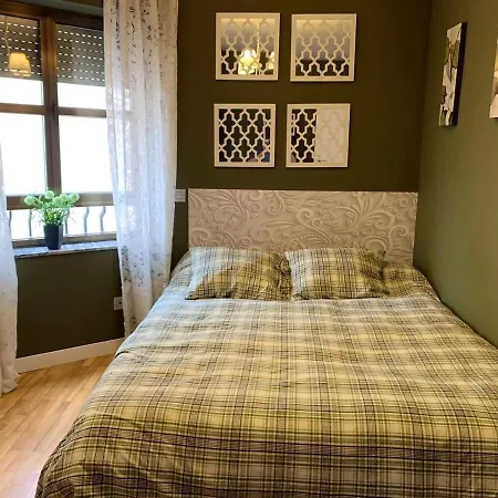 דירה With 4 Bedrooms In With Wonderful City View And Wifi *